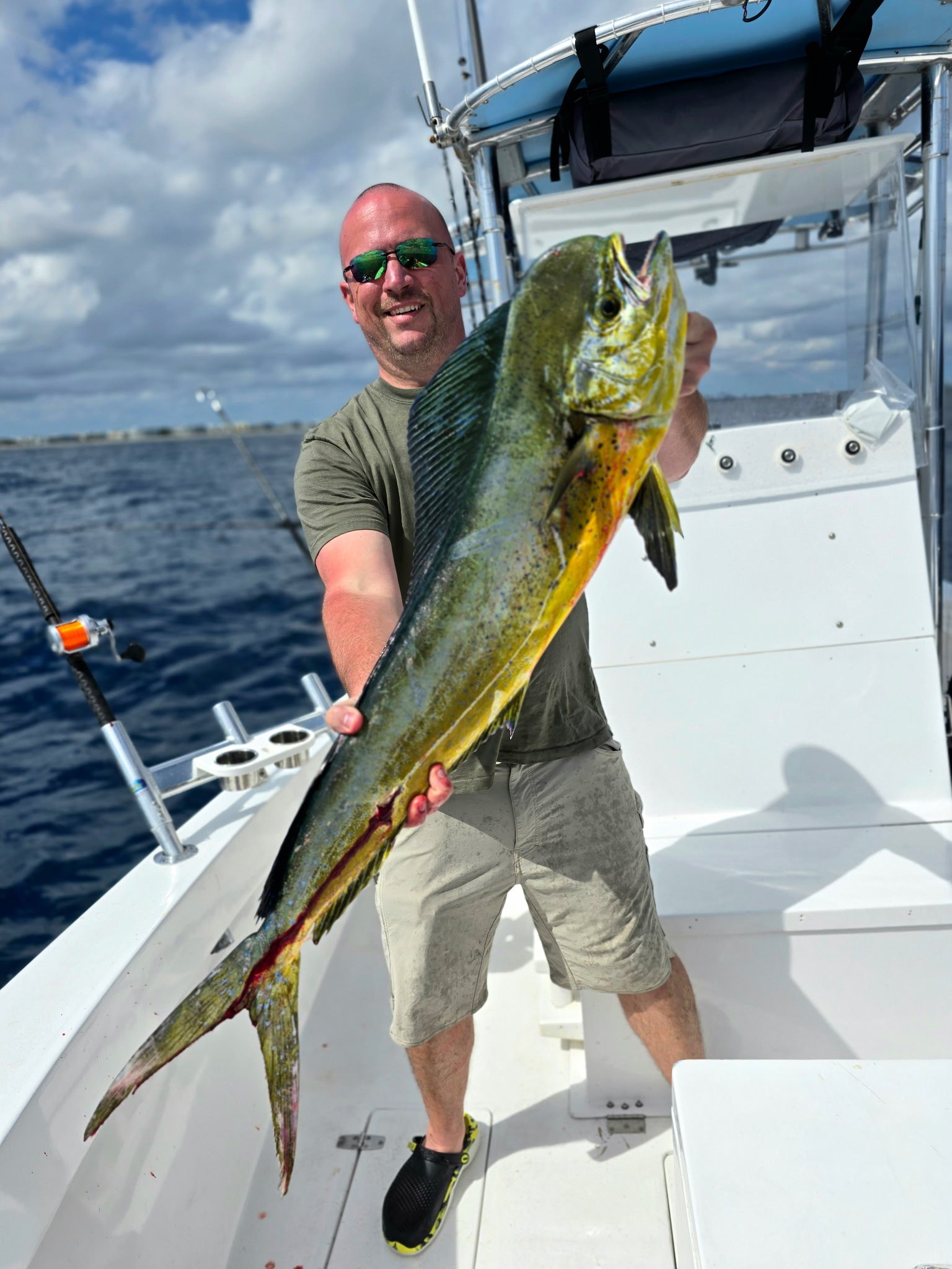 Mahi-mahi fishing charter catch in Boynton Beach